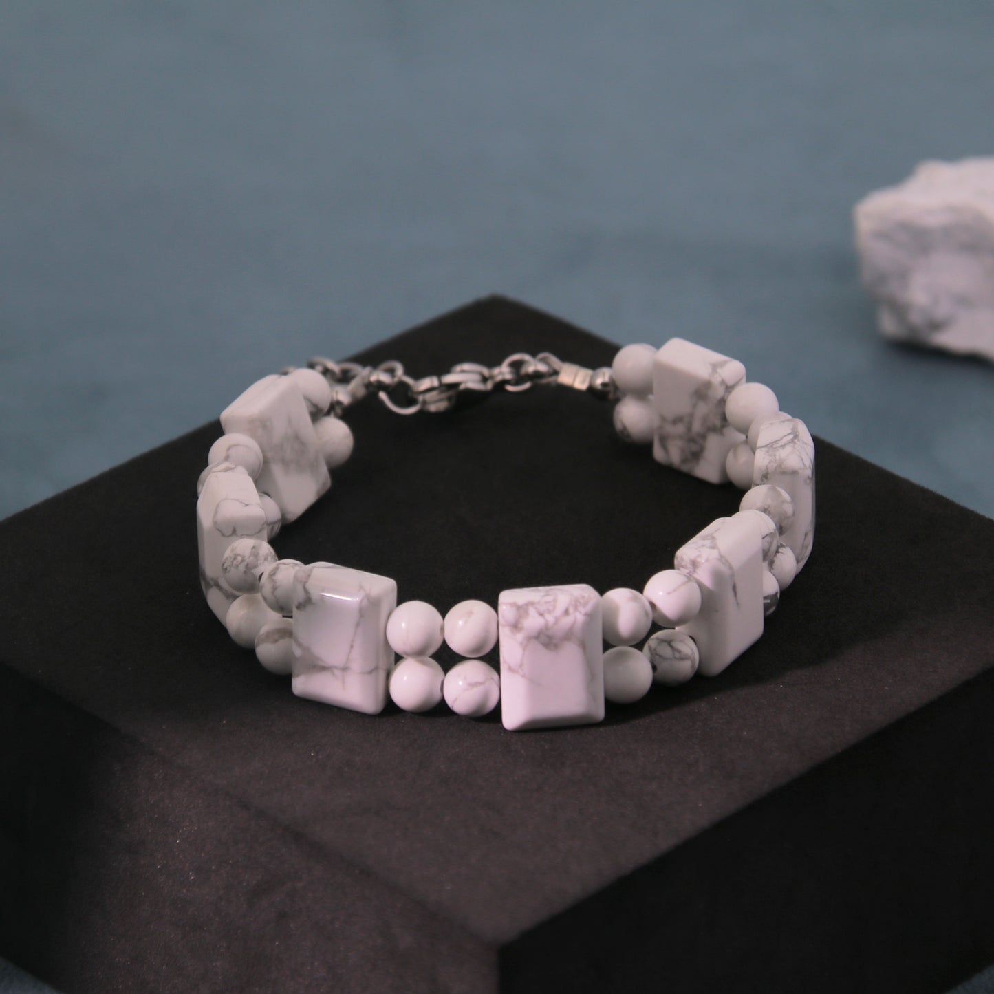 7.5" Durable Adjustable Howlite Bracelet