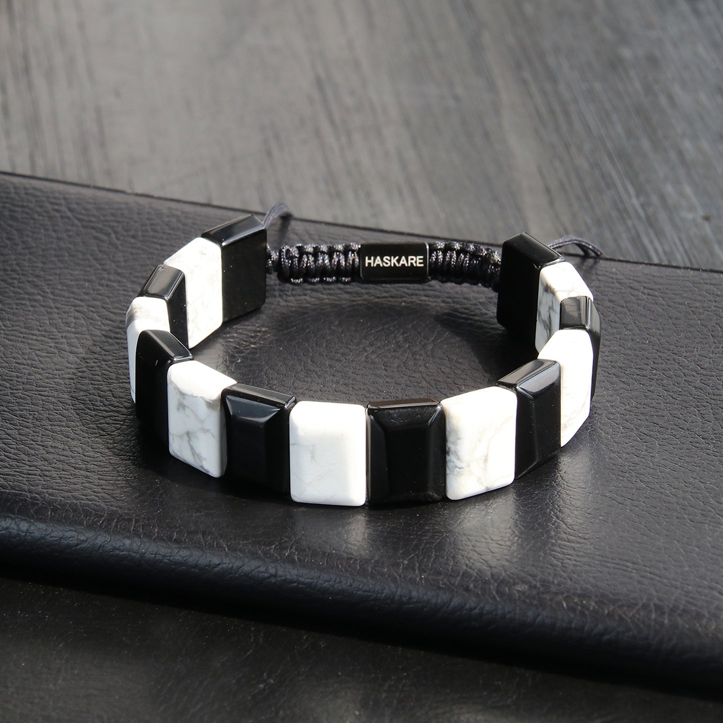 Handmade Howlite Black Obsidian Flat Beaded Bracelet 8"