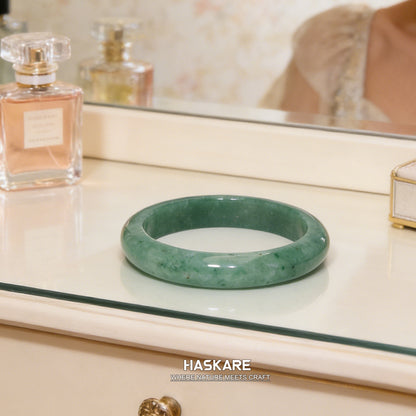 44  Natural Green Agate Bangle