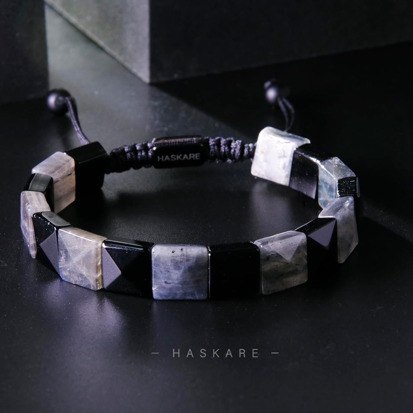 Labradorite & Obsidian Flatbead Pyramid Bracelet