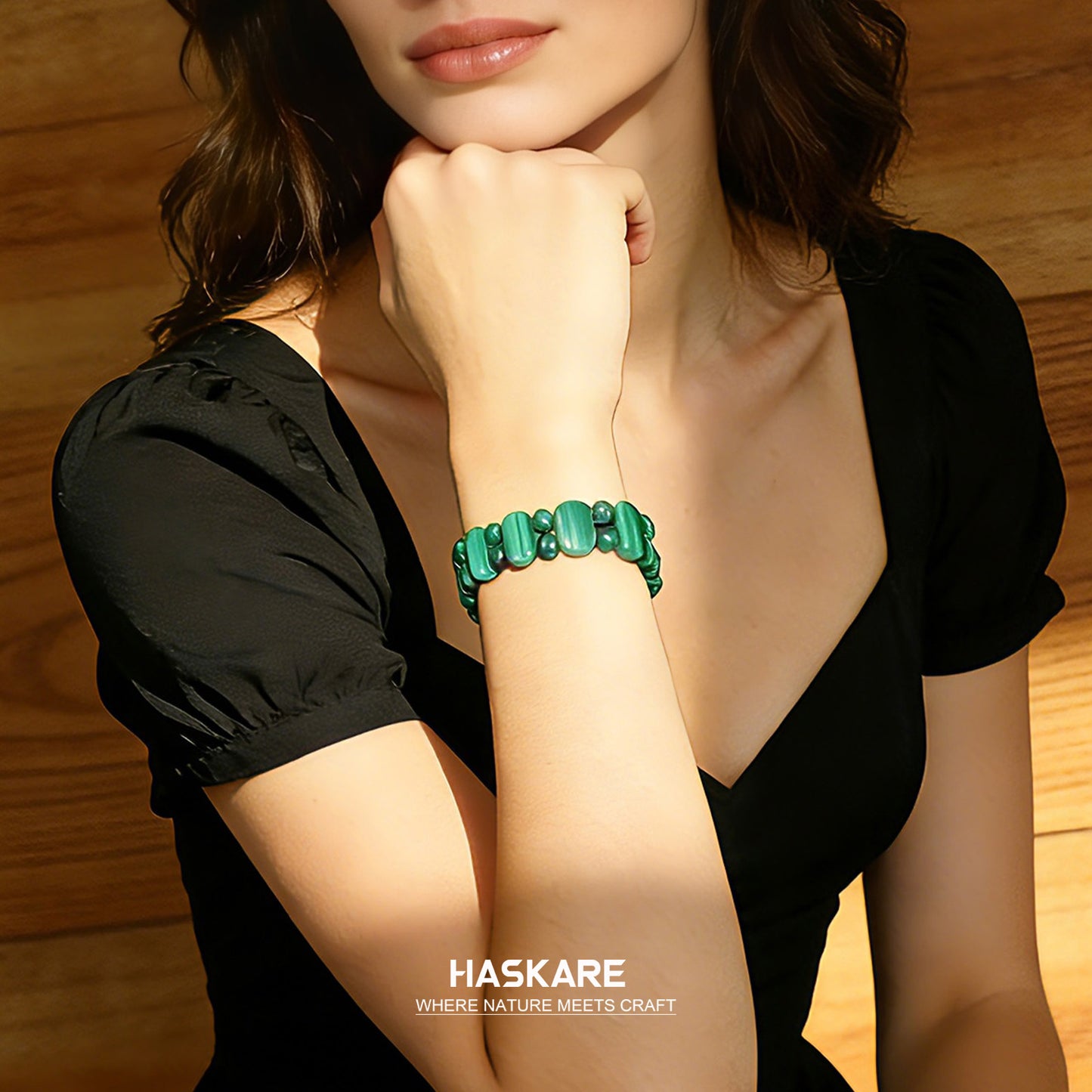 Shield Malachite Bead Bracelet