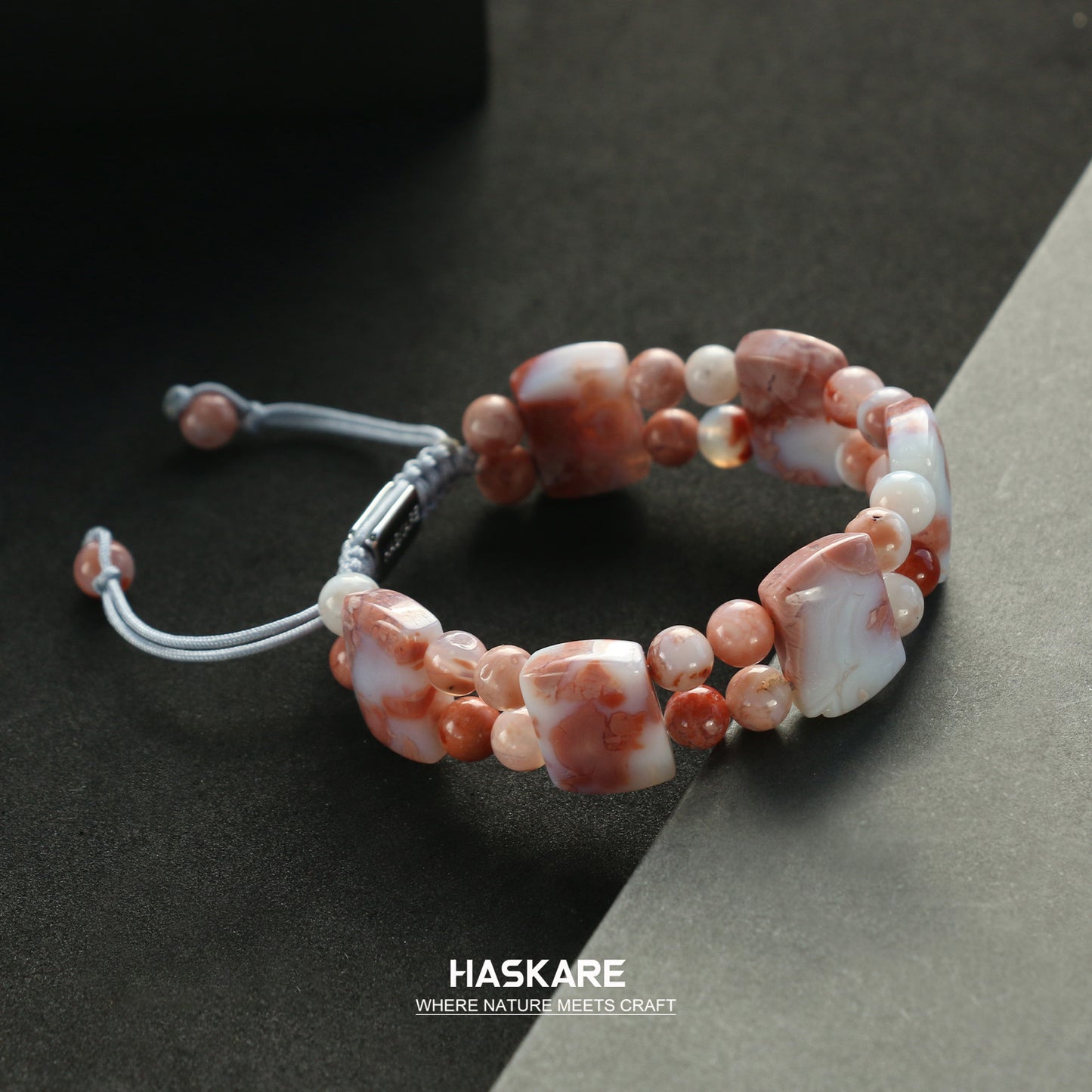 Shield Pink Black Onyx Bead Bracelet