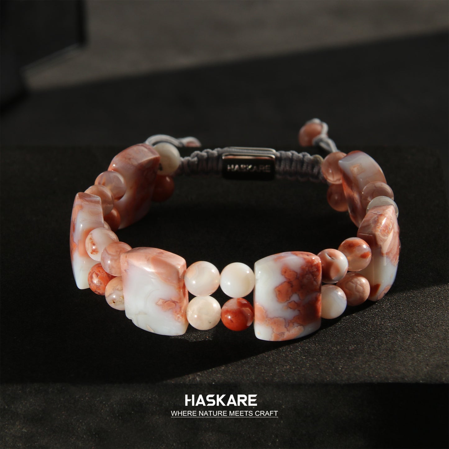 Shield Pink Black Onyx Bead Bracelet