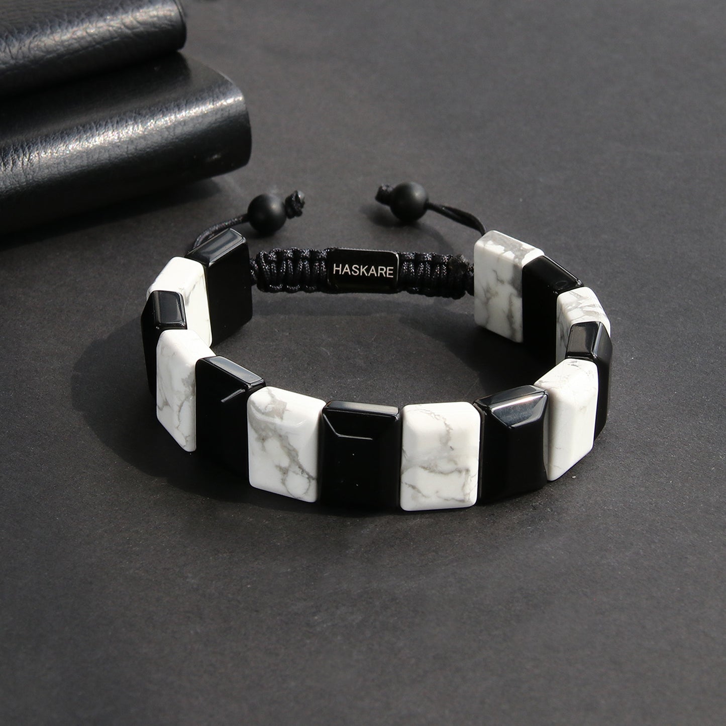 Handmade Howlite Black Obsidian Flatbead Bracelet 7"